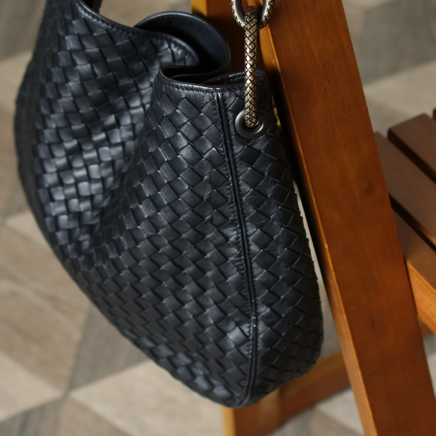 Bottega Veneta Vintage Black Nappa Intrecciato Loop Rings Hobo Shoulder Bag