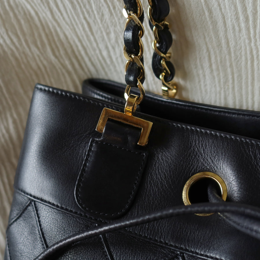 Chanel Vintage Black Calfskin Matelasse Quilted CC Charm Crossbody Shoulder Bag