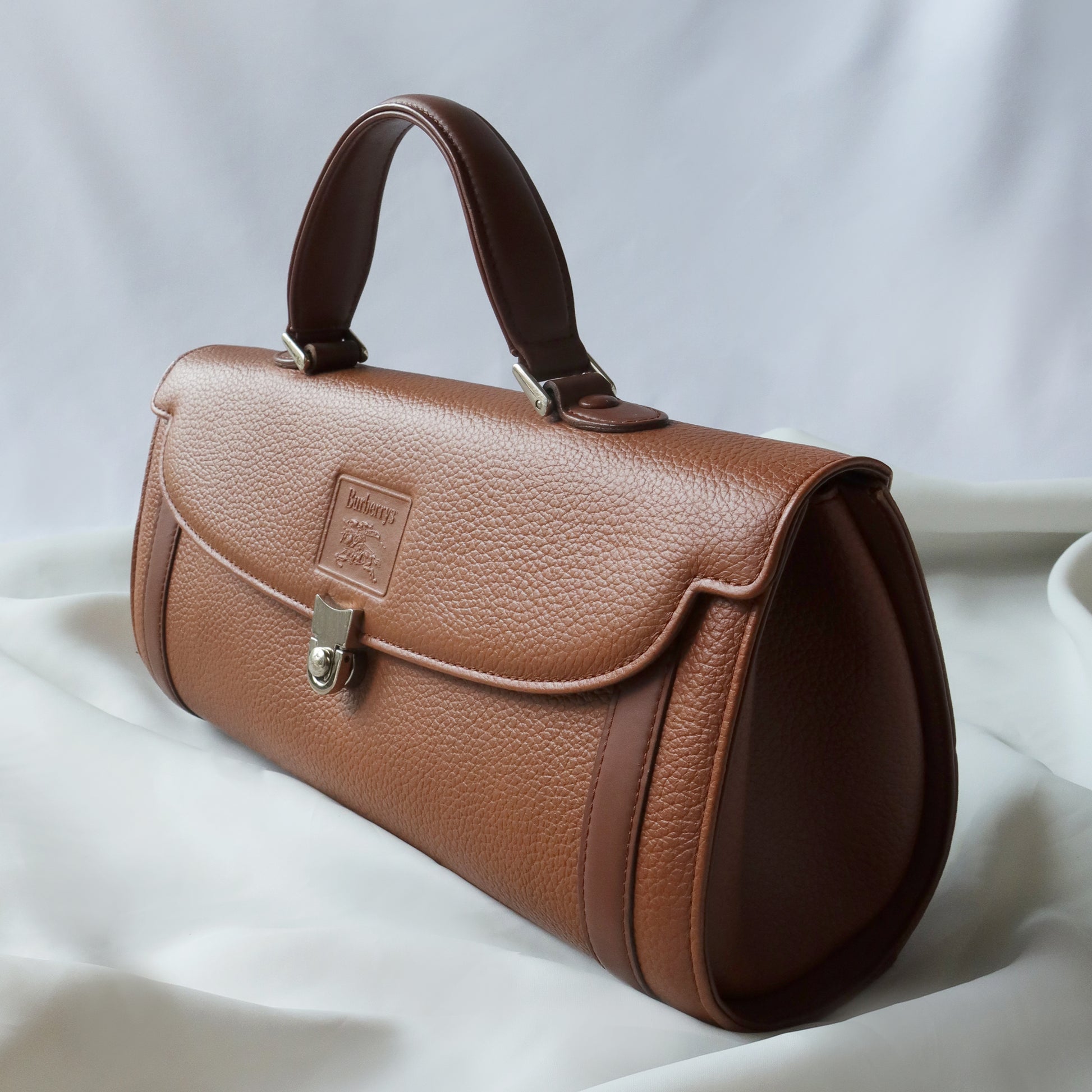 burberry vintage doctors bag