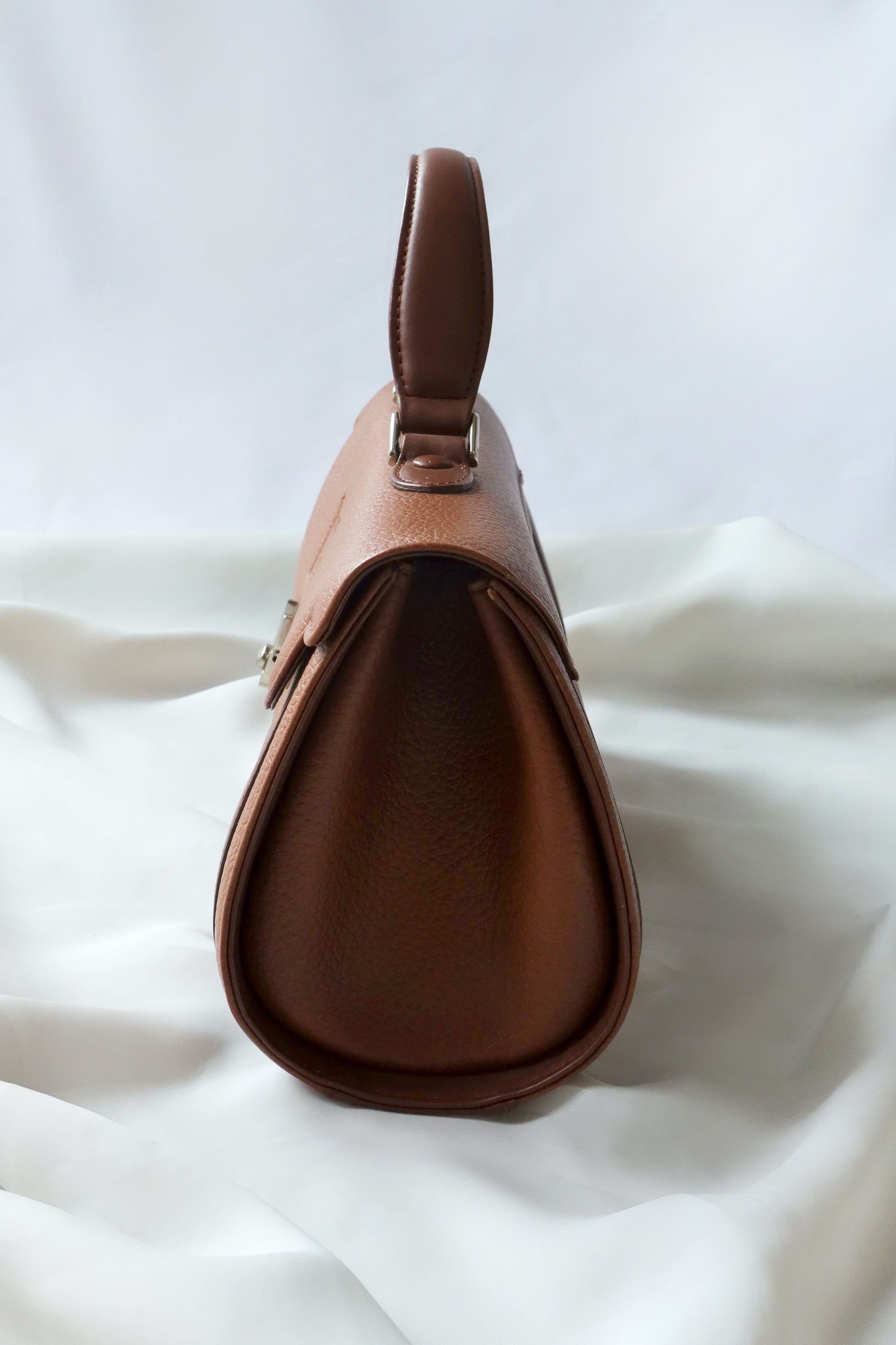 Burberry Vintage Brown Doctor Bucket Handheld Bag - The Tanpopo Room - The Tanpopo  Room