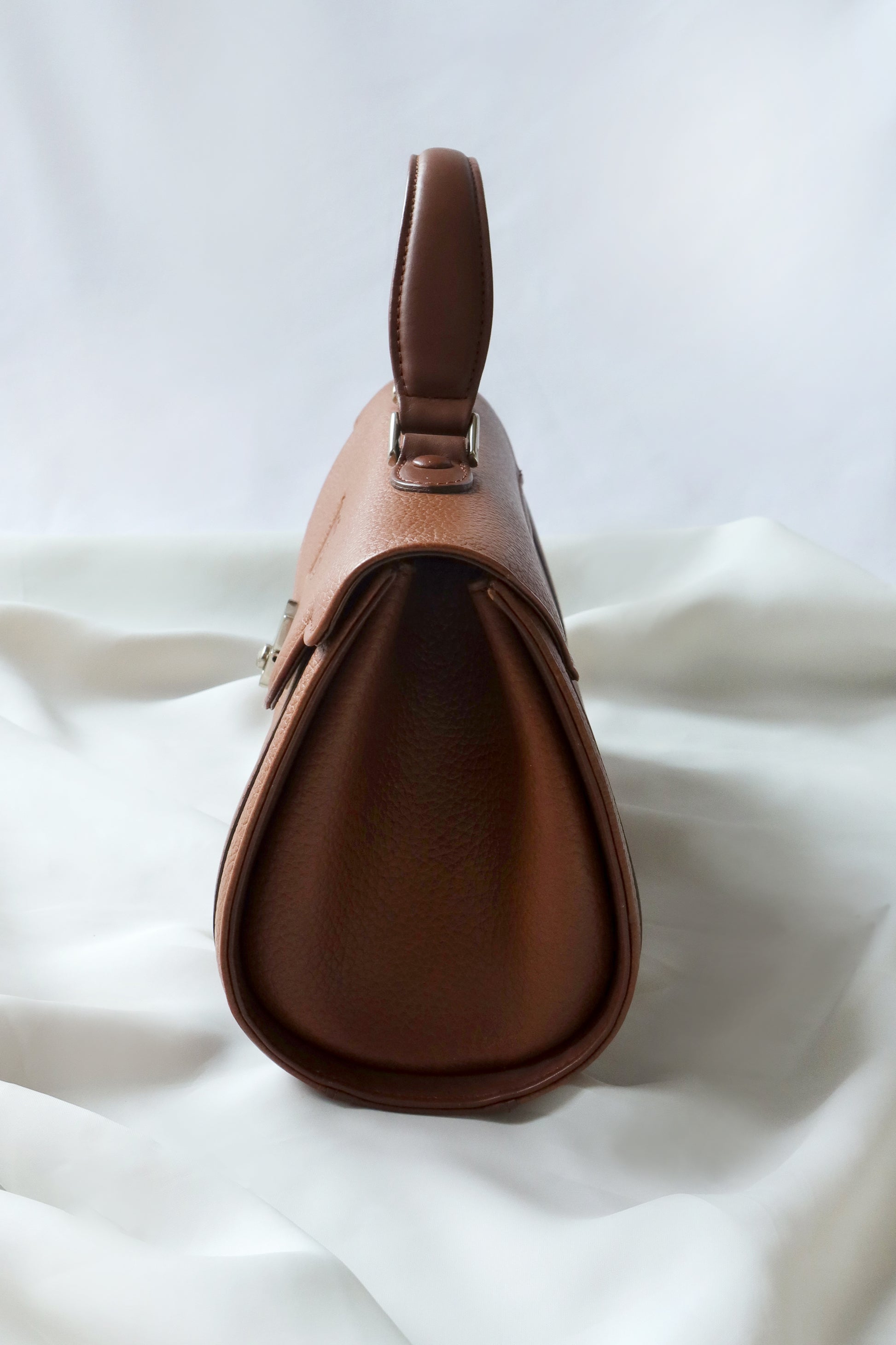 burberry vintage doctors bag