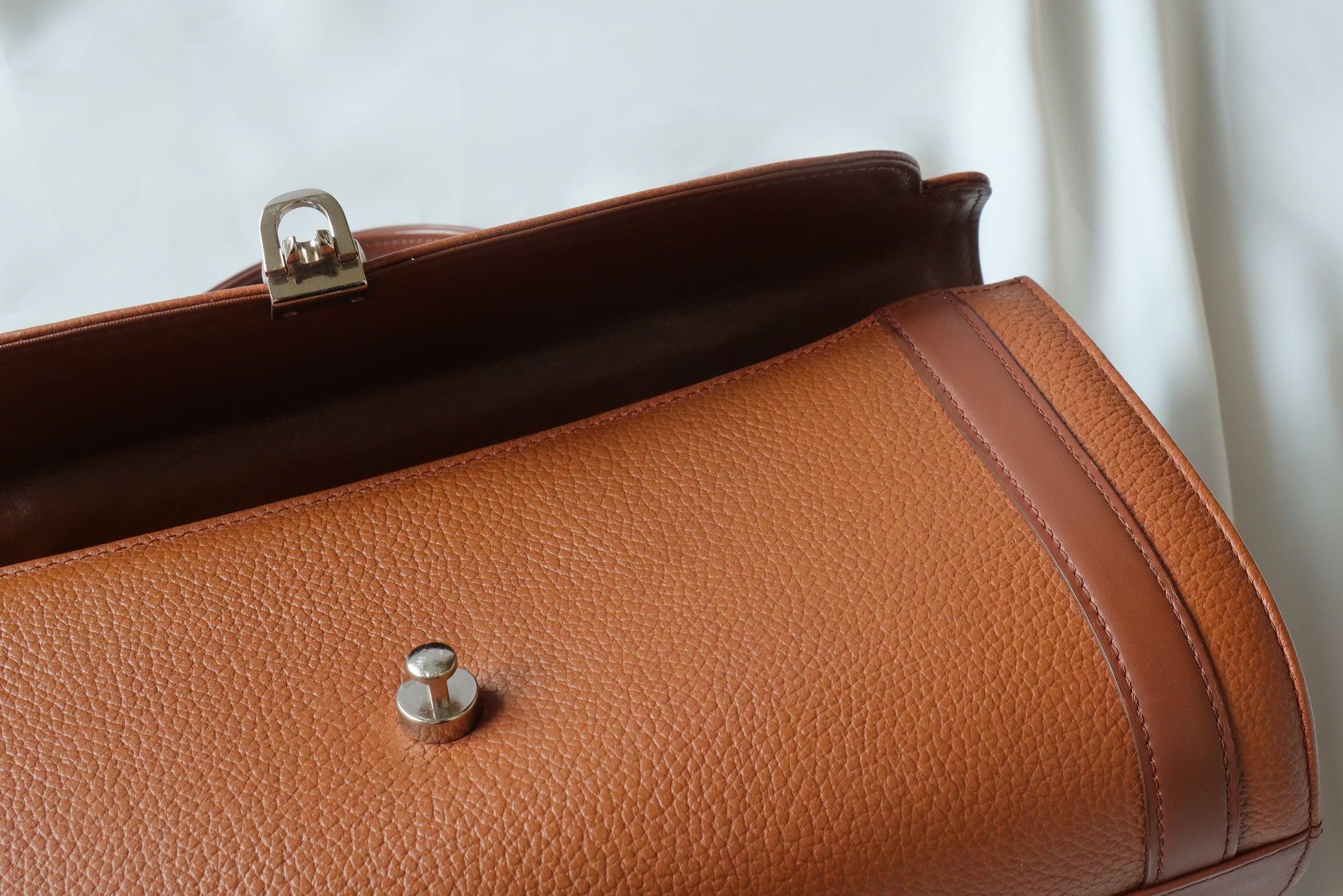 burberry vintage doctors bag