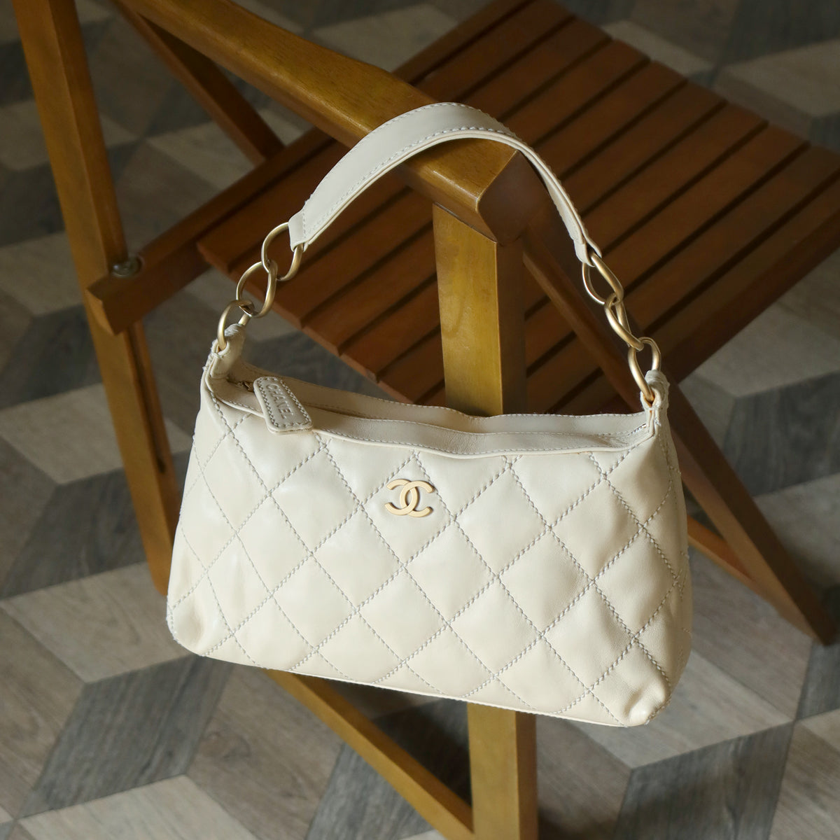 Chanel Vintage Cream Leather Wild Stitch CC mark chain-link Shoulder Bag
