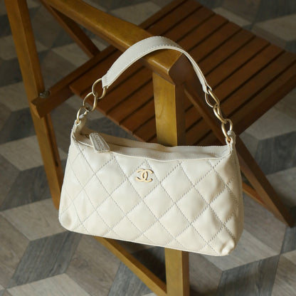 Chanel Vintage Cream Leather Wild Stitch CC mark chain-link Shoulder Bag