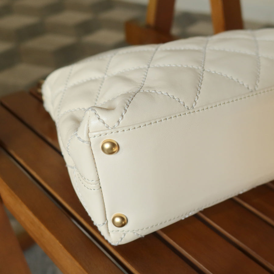Chanel Vintage Cream Leather Wild Stitch CC mark chain-link Shoulder Bag