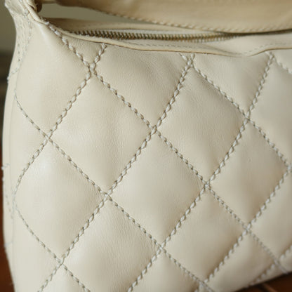 Chanel Vintage Cream Leather Wild Stitch CC mark chain-link Shoulder Bag