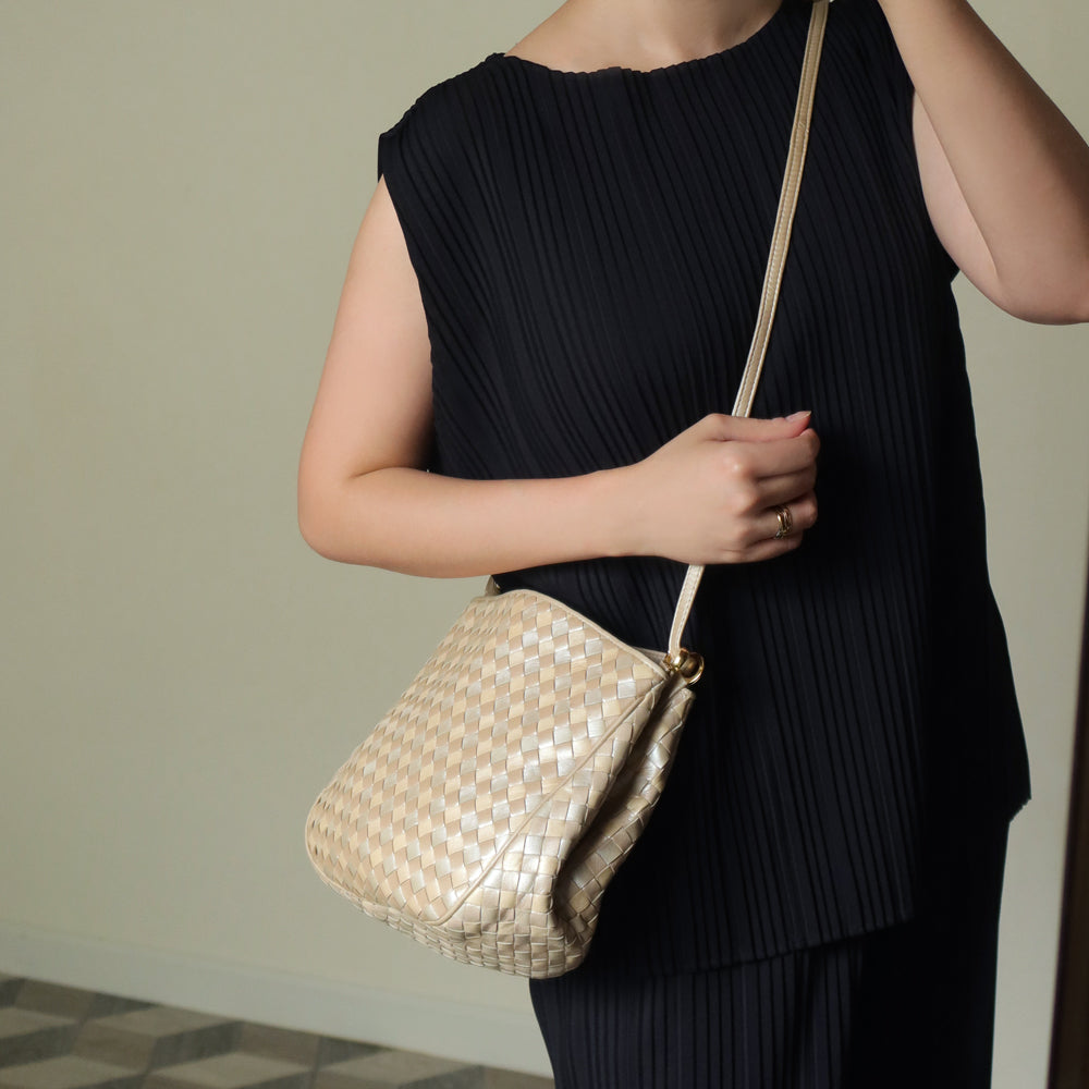 Vintage Bottega Veneta Shimmery Ivory Tri-color Intrecciato 2way Shoulder Bag
