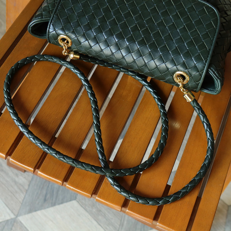 Bottega Veneta Vintage Alpi Green Intrecciato Gold Turn lock Braided Strap Shoulder Crossbody Bag