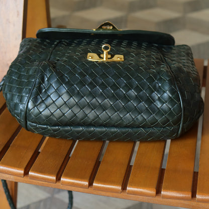 Bottega Veneta Vintage Alpi Green Intrecciato Gold Turn lock Braided Strap Shoulder Crossbody Bag