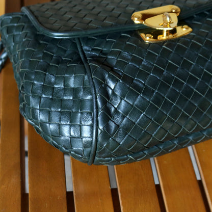 Bottega Veneta Vintage Alpi Green Intrecciato Gold Turn lock Braided Strap Shoulder Crossbody Bag