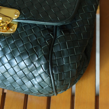 Bottega Veneta Vintage Alpi Green Intrecciato Gold Turn lock Braided Strap Shoulder Crossbody Bag