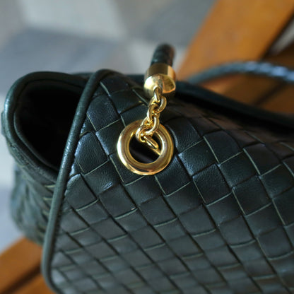 Bottega Veneta Vintage Alpi Green Intrecciato Gold Turn lock Braided Strap Shoulder Crossbody Bag
