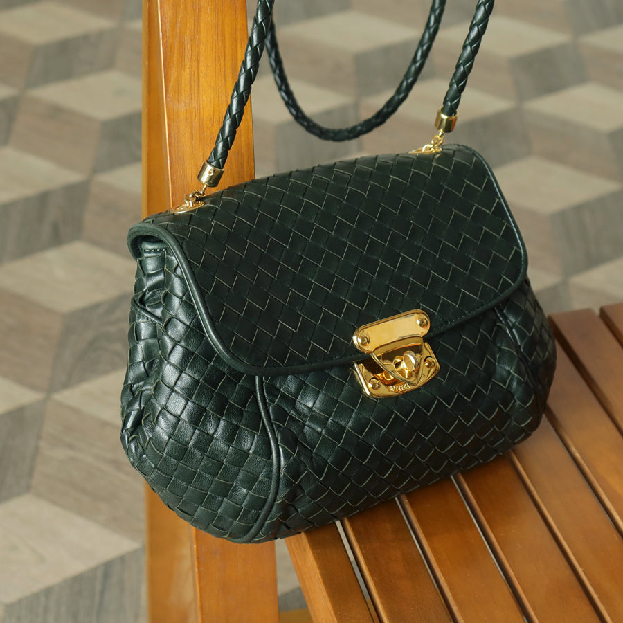 Bottega Veneta Vintage Alpi Green Intrecciato Gold Turn lock Braided Strap Shoulder Crossbody Bag