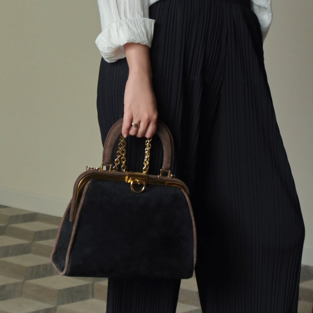 Vintage Christian Dior 90s Brown Black Suede Leather Kiss Lock 2-way Trapeze Bag