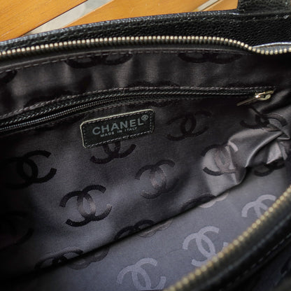 Chanel Vintage Black Caviar Leather CC Mark Charm East west Shoulder Bag M