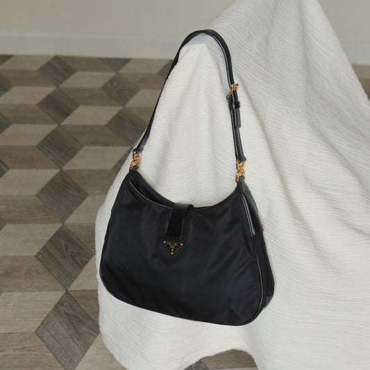 Rare Prada Vintage Black Nylon Tessuto Reversible Rose Gold Turn lock Hobo Bag