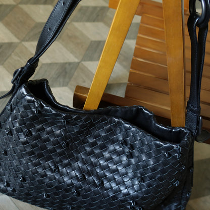 Rare Bottega Veneta Vintage Black Intrecciato knots Ring Strap Shoulder Bag M