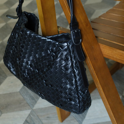 Rare Bottega Veneta Vintage Black Intrecciato knots Ring Strap Shoulder Bag M