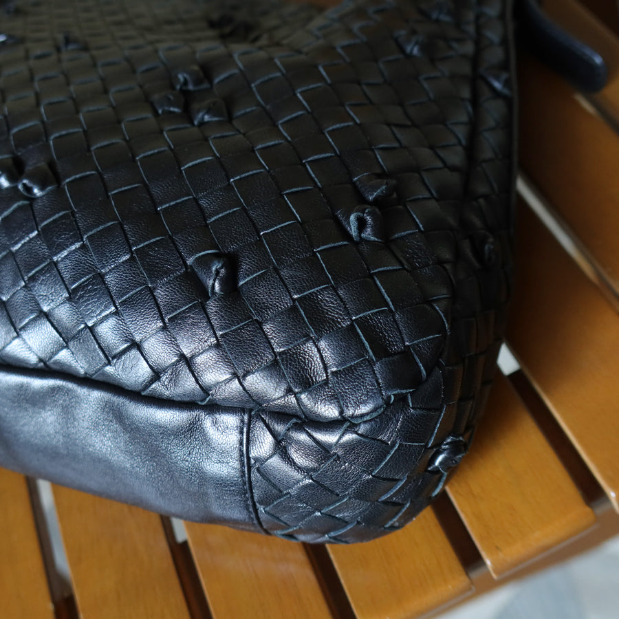 Rare Bottega Veneta Vintage Black Intrecciato knots Ring Strap Shoulder Bag M