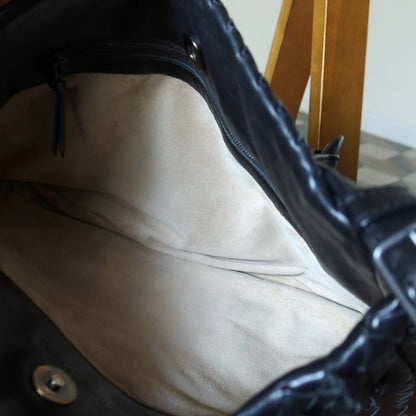Rare Bottega Veneta Vintage Black Intrecciato knots Ring Strap Shoulder Bag M