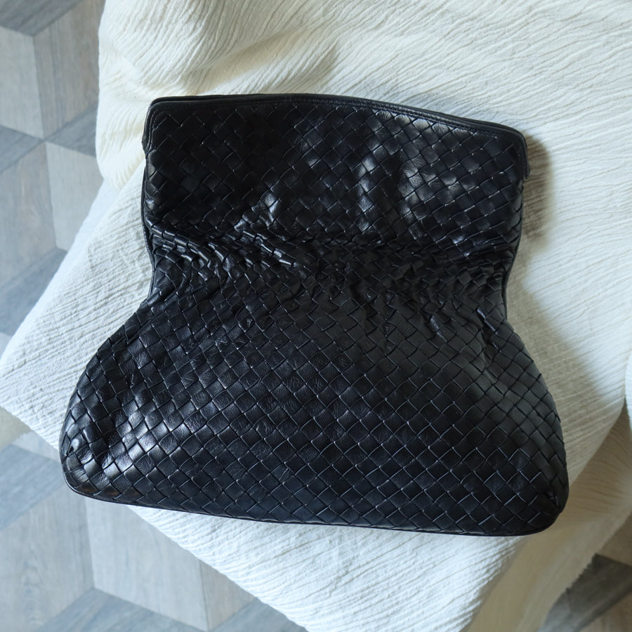Rare Bottega Veneta Vintage Black Intrecciato Leather Hourglass Party Clutch Bag