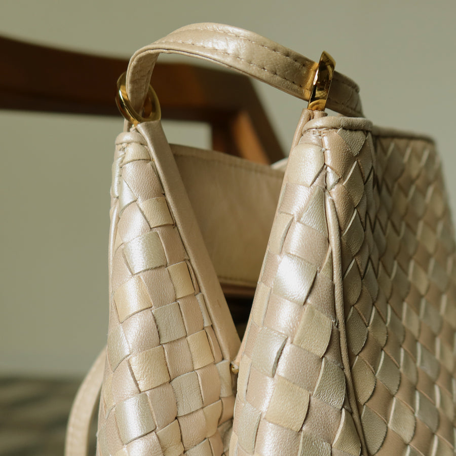 Vintage Bottega Veneta Shimmery Ivory Tri-color Intrecciato 2way Shoulder Bag