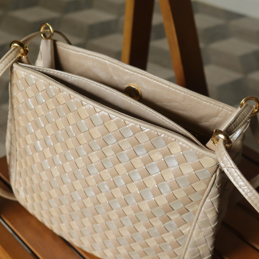 Vintage Bottega Veneta Shimmery Ivory Tri-color Intrecciato 2way Shoulder Bag