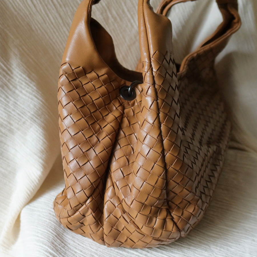 Bottega Veneta Vintage Caramel Brown Intrecciato Campana Hobo Shoulder Bag