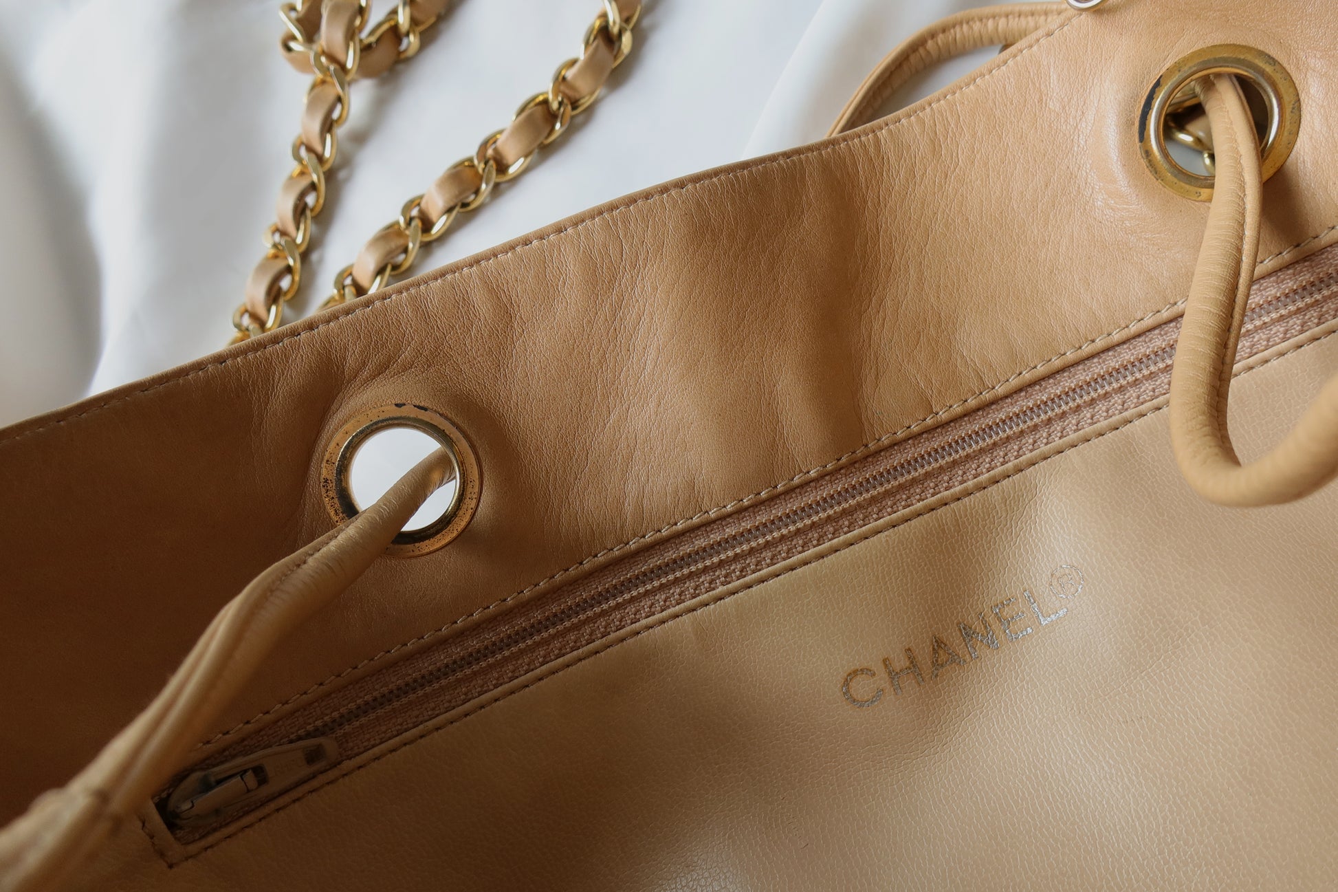 Chanel Vintage Caramel Quilted 24k Gold Double Chain Tote Bag