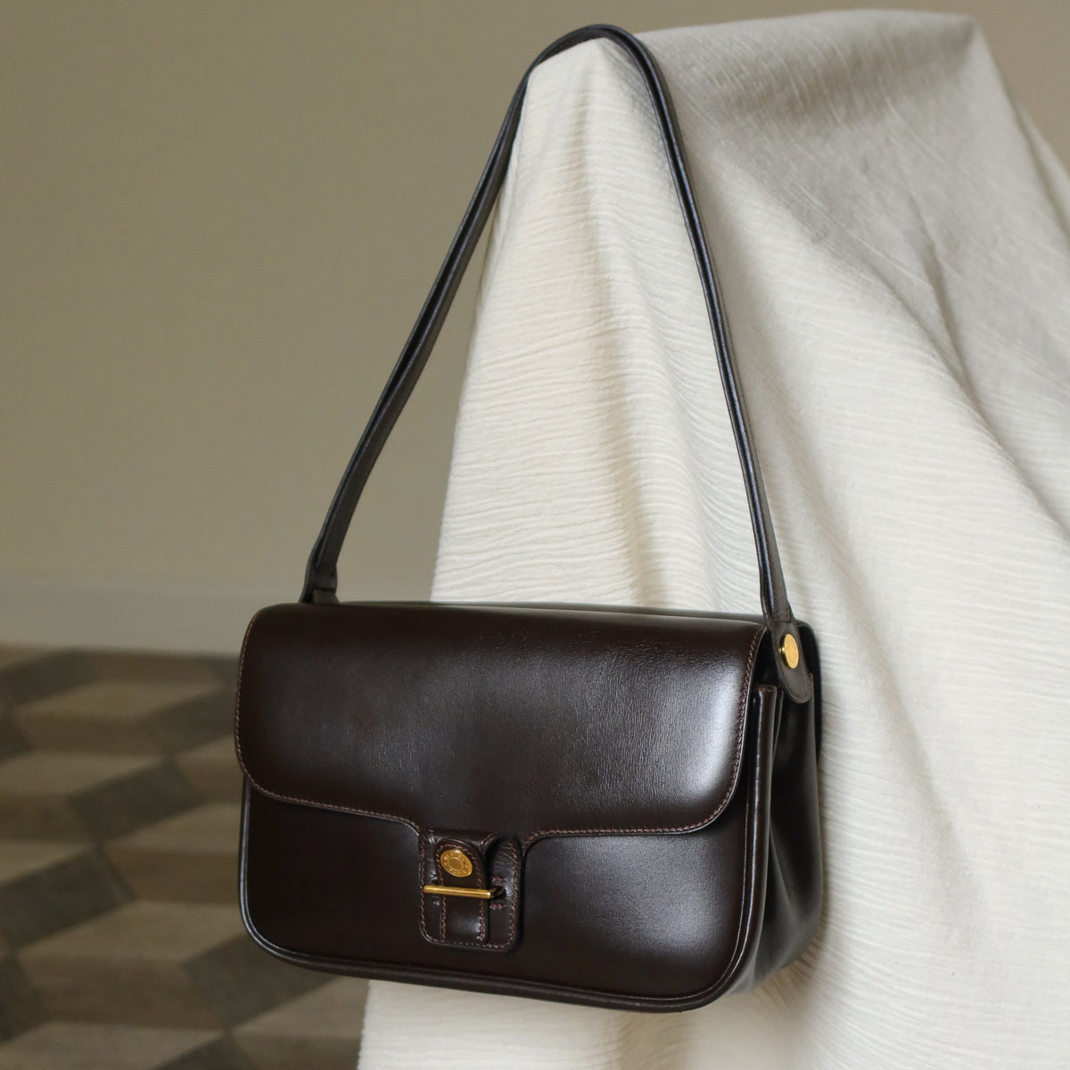Vintage Hermès 70s Dark Brown Calf Leather Double sided Shoulder Flap Bag