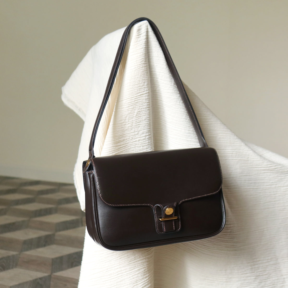 Vintage Hermès 70s Dark Brown Calf Leather Double sided Shoulder Flap Bag