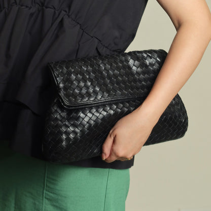 Rare Bottega Veneta Vintage Black Intrecciato Leather Hourglass Party Clutch Bag