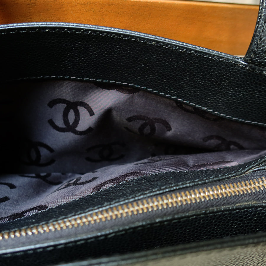 Chanel Vintage Black Caviar Leather CC Mark Charm East west Shoulder Bag