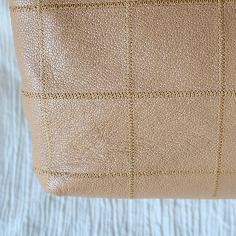 Chanel Vintage Chocolate Bar Stitching Light Salmon Beige Calfskin Leather Shoulder Tote Bag