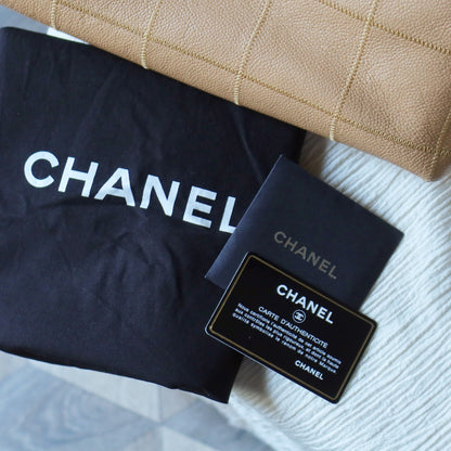 Chanel Vintage Chocolate Bar Stitching Light Salmon Beige Calfskin Leather Shoulder Tote Bag