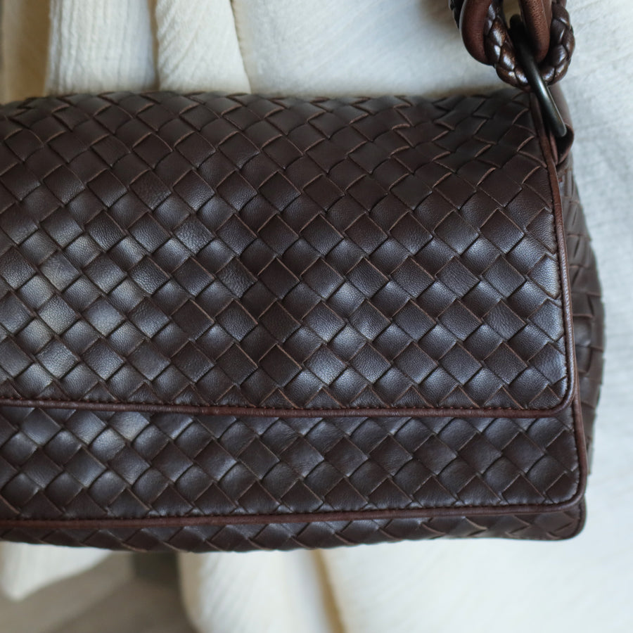 Bottega Veneta Vintage Dark Brown Intrecciato Twisted Strap Double Flap Shoulder Bag S