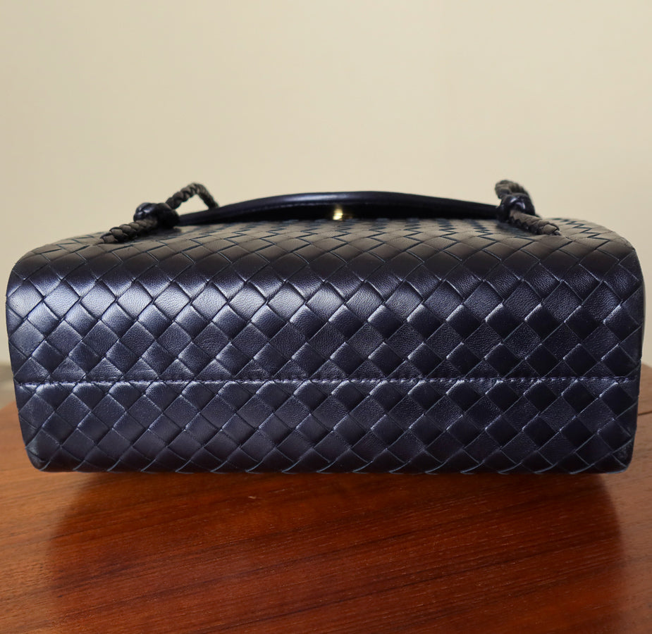 Bottega Veneta Vintage Intrecciato Weave Clasp Top Handle Bag
