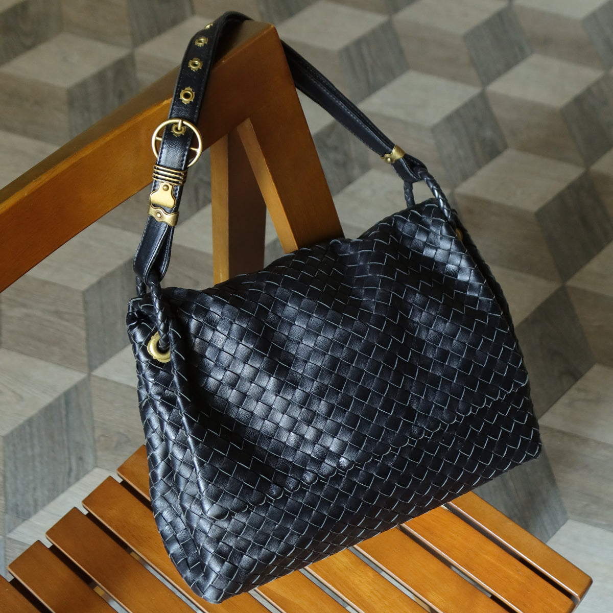 Bottega Veneta Black Nappa Leather Intrecciato Ring Hardware details Hobo Shoulder Flap Bag