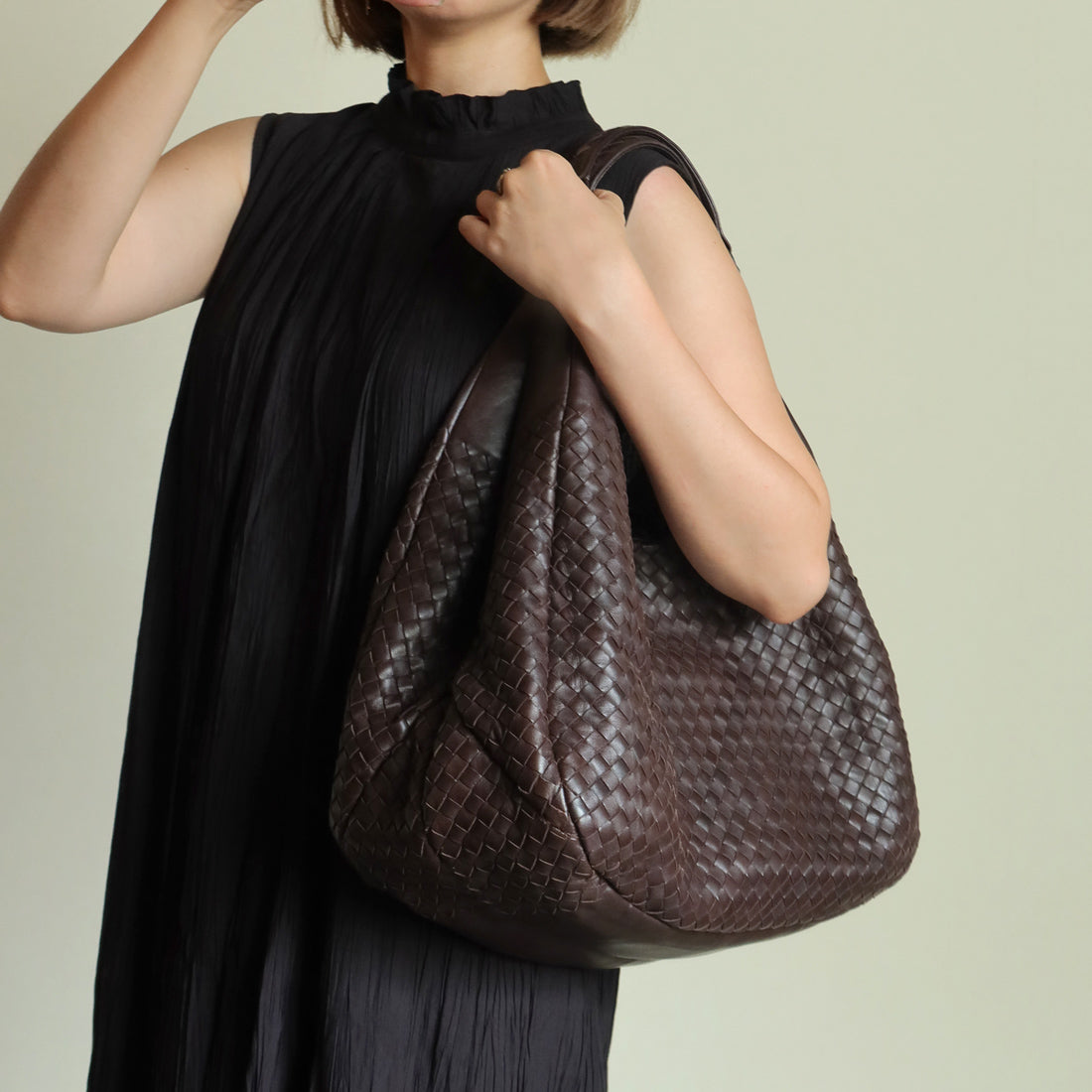 Bottega Veneta Vintage Brown Large Intrecciato Hobo Shoulder Bag