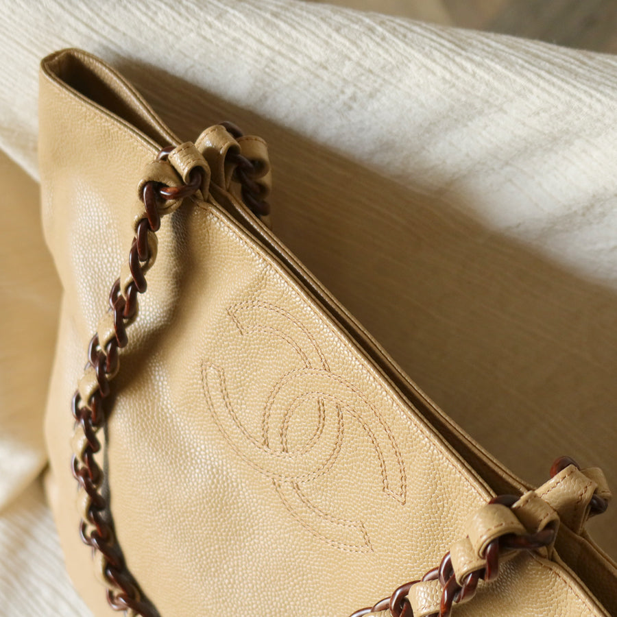 Chanel Vintage Light Beige Caviar Leather Tortoise shell Chain Shoulder Tote Bag