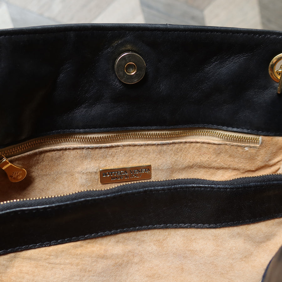 Bottega Veneta Vintage Black Leather Intrecciato Braided Strap Shoulder Bag