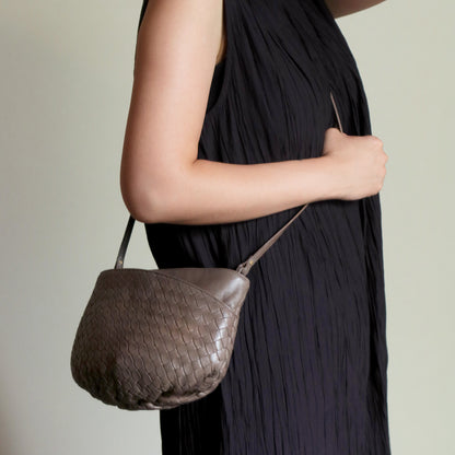 Bottega Veneta Vintage Ash Brown Intrecciato Weave Pouch Shoulder Bag