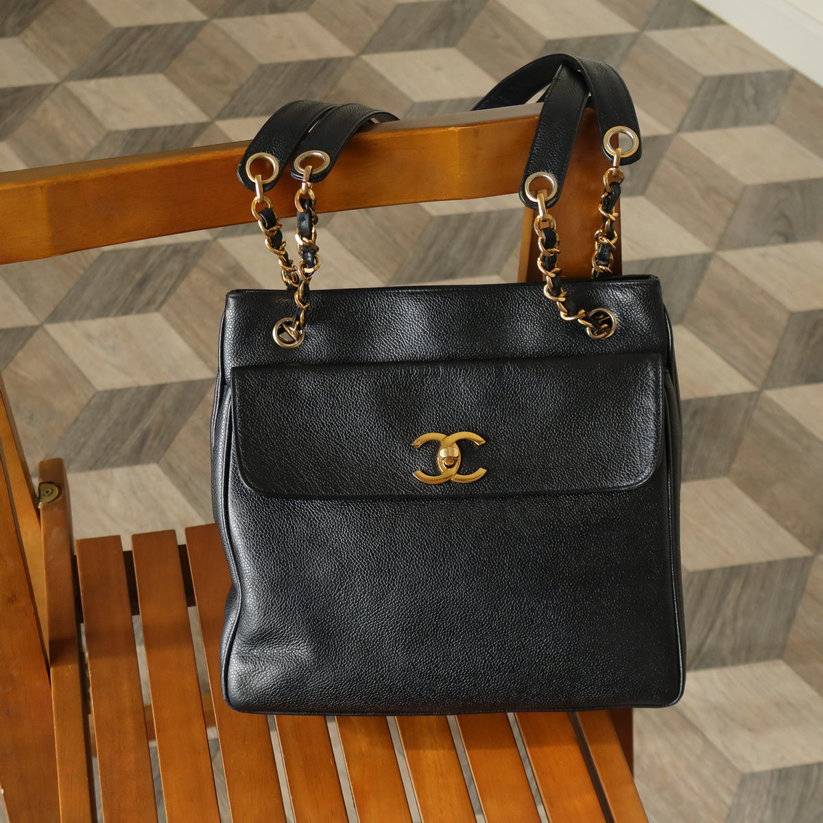 Chanel Vintage Black Caviar Leather CC Turn lock Coco mark double sided Shoulder Bag