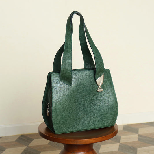 Loewe Vintage Emerald green Leather Knot charm Rounded Shoulder Bag
