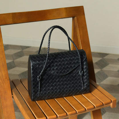 Rare Bottega Veneta Vintage Intrecciato Leather Braided Strap Clasp Top Handle Bag