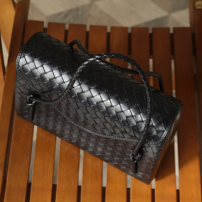 Rare Bottega Veneta Vintage Intrecciato Leather Braided Strap Clasp Top Handle Bag