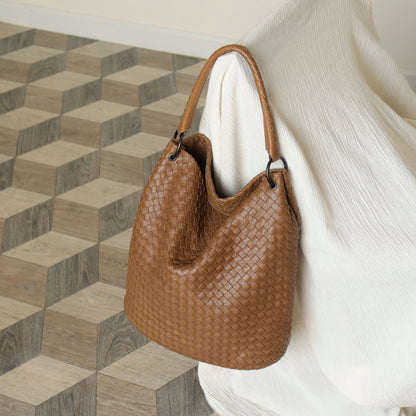 Bottega Veneta Vintage Caramel Brown Intrecciato Ring Hobo style Bucket Shoulder Bag