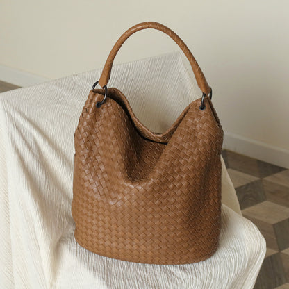 Bottega Veneta Vintage Caramel Brown Intrecciato Ring Hobo style Bucket Shoulder Bag