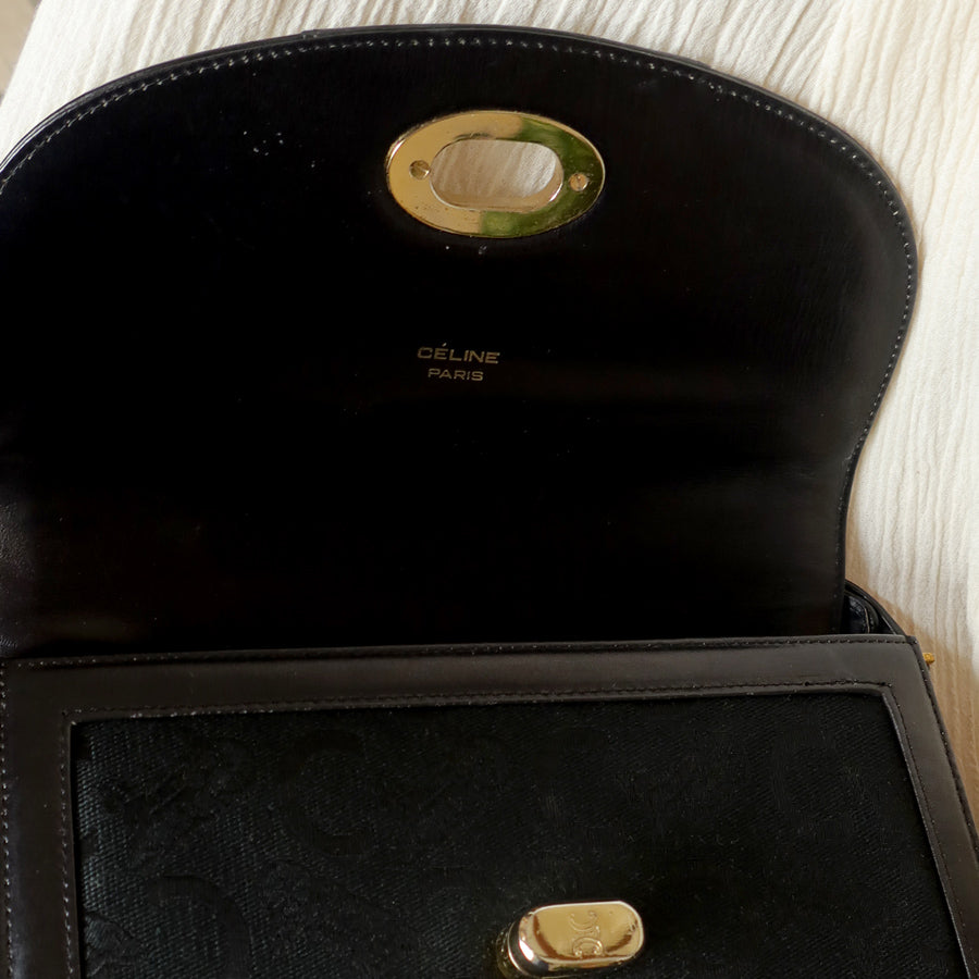 Celine Vintage Black Horse Carriage Triomphe Turn Lock Shoulder Bag