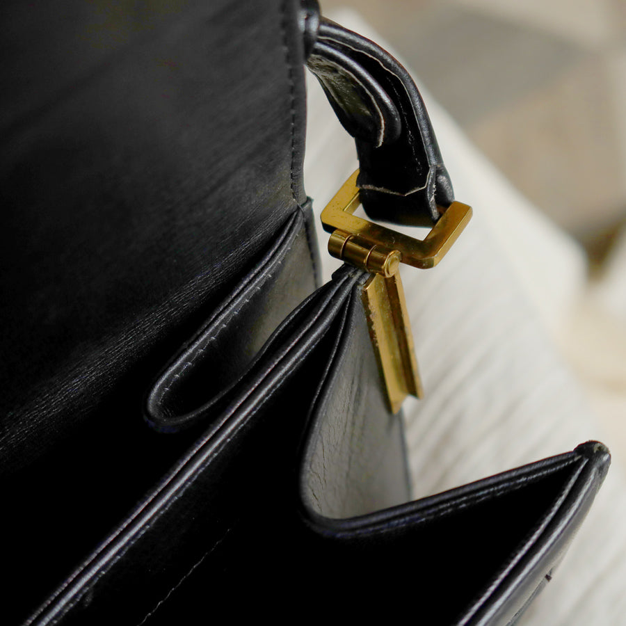 Celine Vintage Black Horse Carriage Triomphe Turn Lock Shoulder Bag